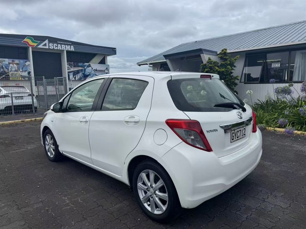 2013 Toyota Yaris 1.5P 5DR Atuo Hatchback