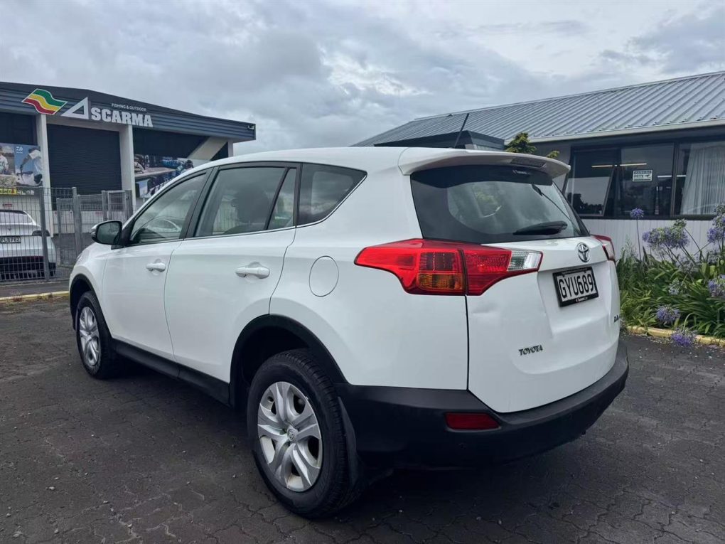 2013 Toyota RAV4 GX 2.0P