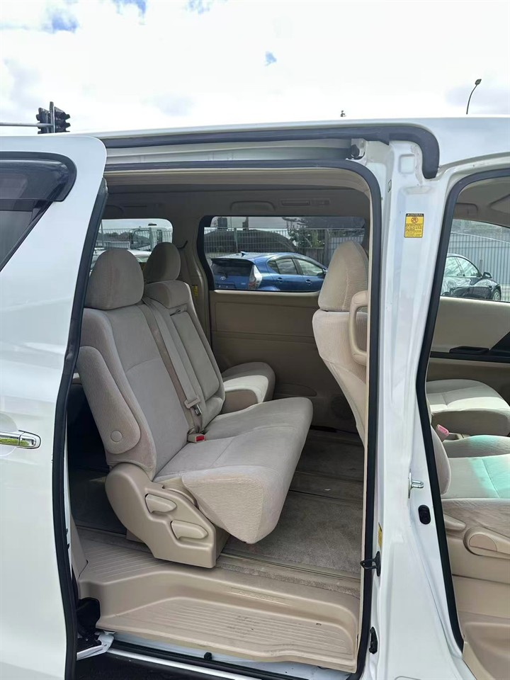 2012 Toyota ALPHARD