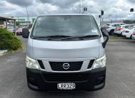 2015 Nissan caravan