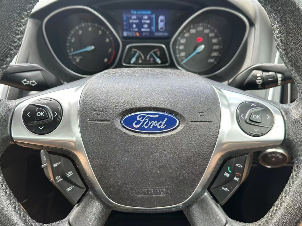 2012 Ford FOCUS