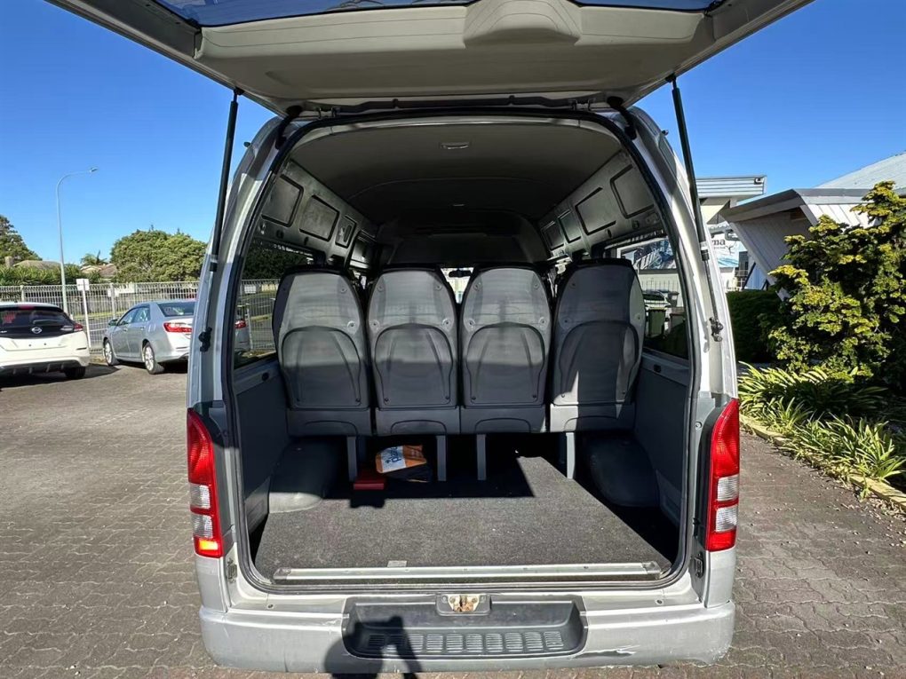 2007 Toyota Hiace