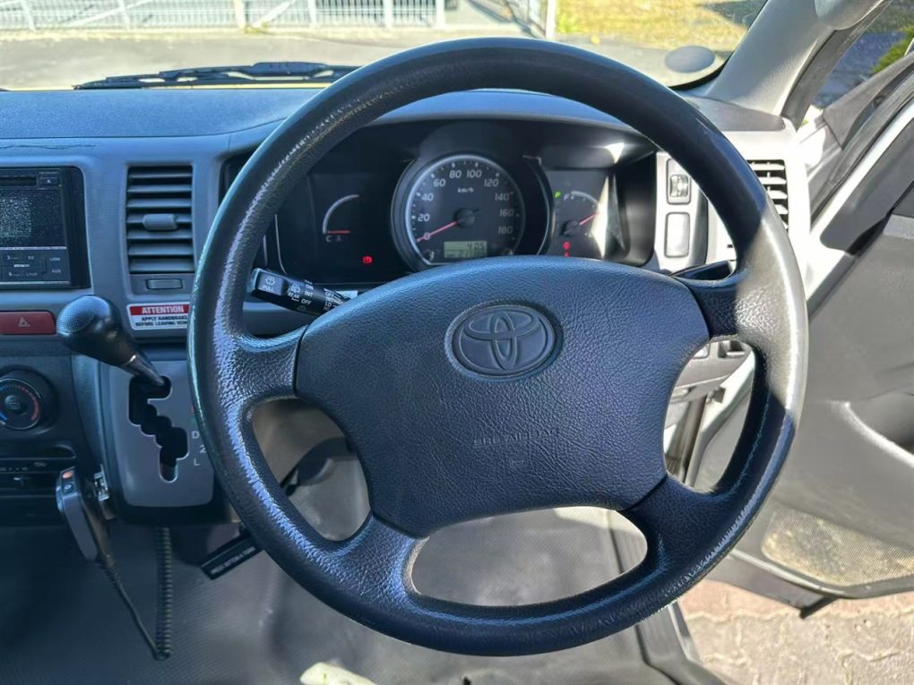 2007 Toyota Hiace