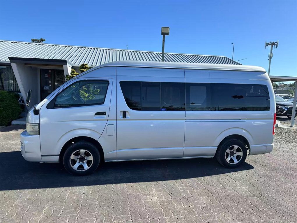 2007 Toyota Hiace