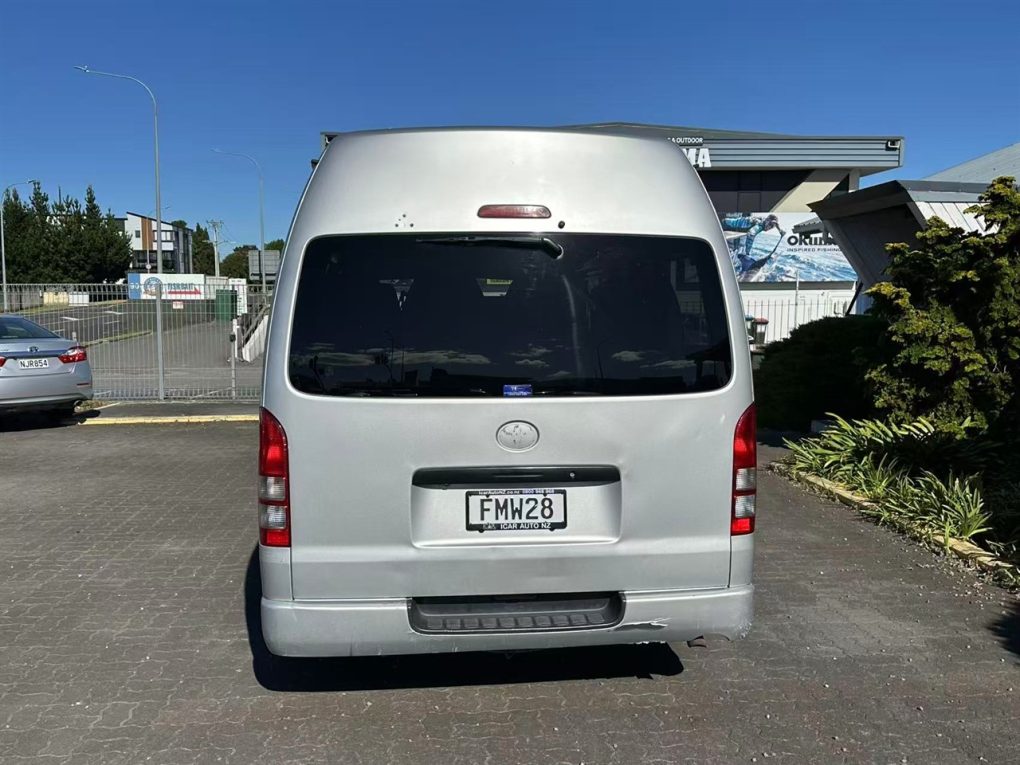 2007 Toyota Hiace