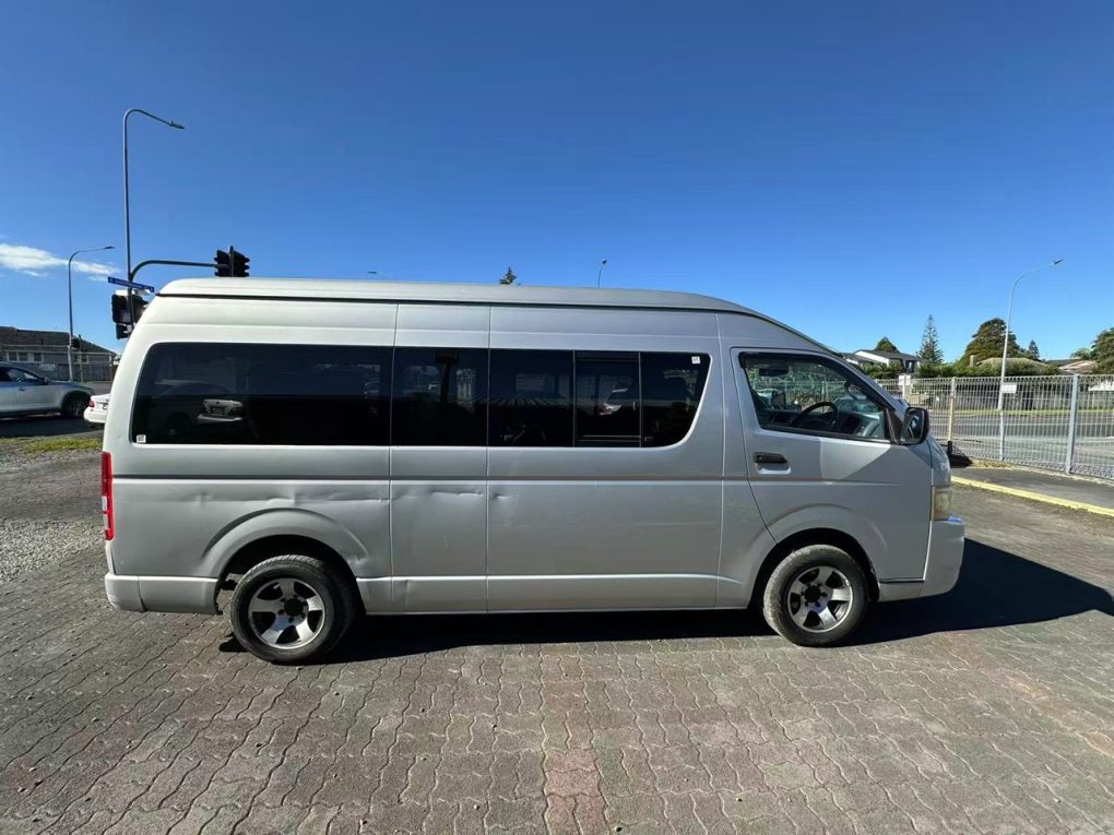 2007 Toyota Hiace