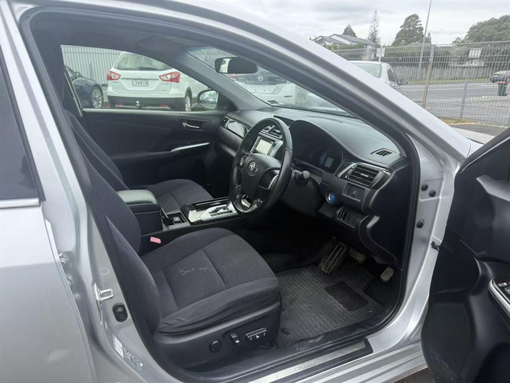 2012 Toyota Camry HV