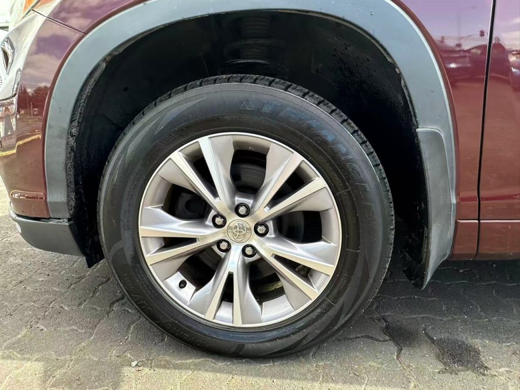 2014 Toyota Highlander