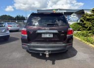 2011 TOYOTA HIGHLANDER