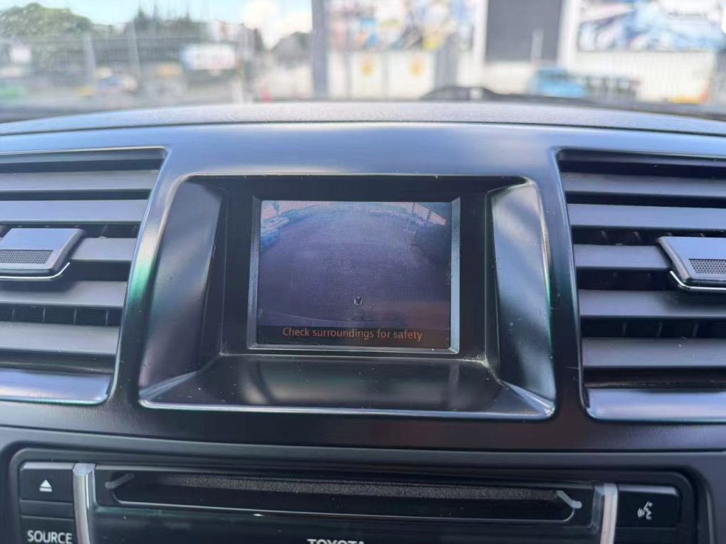 2011 TOYOTA HIGHLANDER