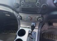 2011 TOYOTA HIGHLANDER