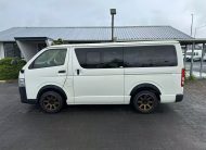 2016 TOYOTA HIACE