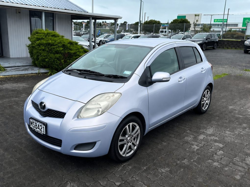 2010 TOYOTA VITZ