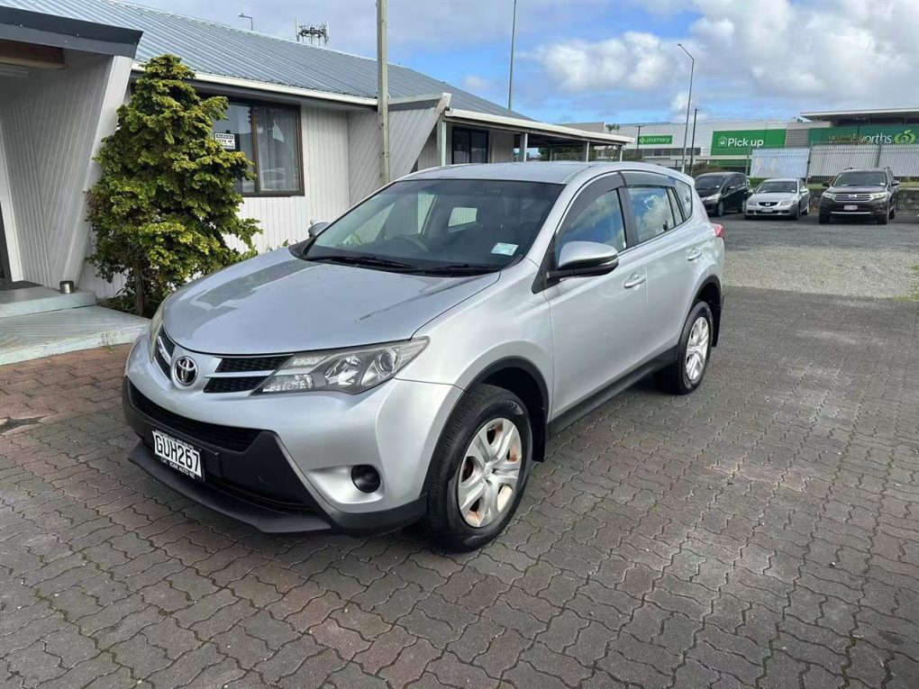 2013 TOYOTA RAV4