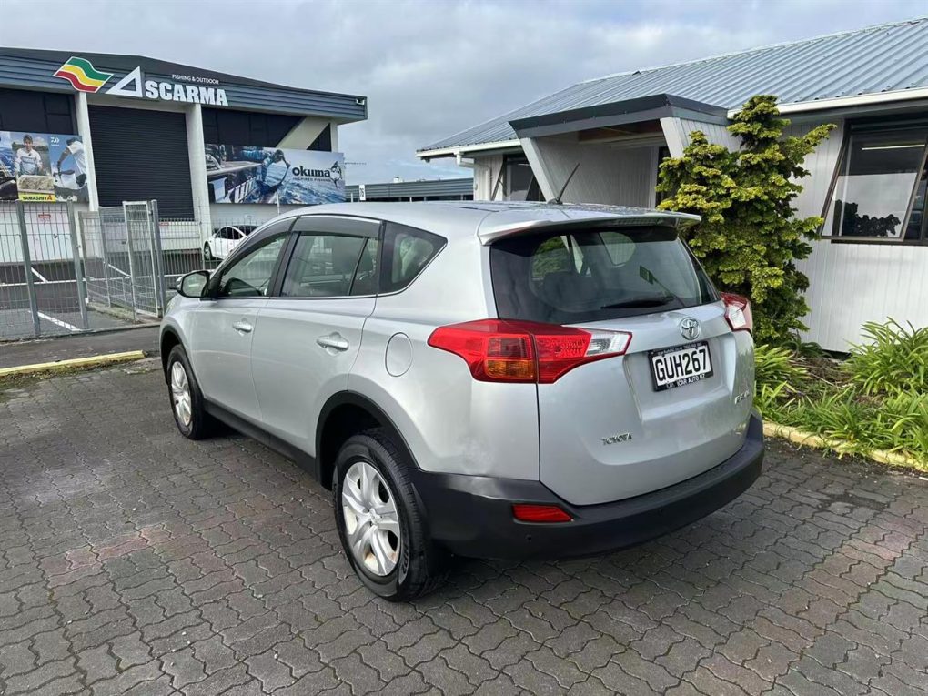 2013 TOYOTA RAV4