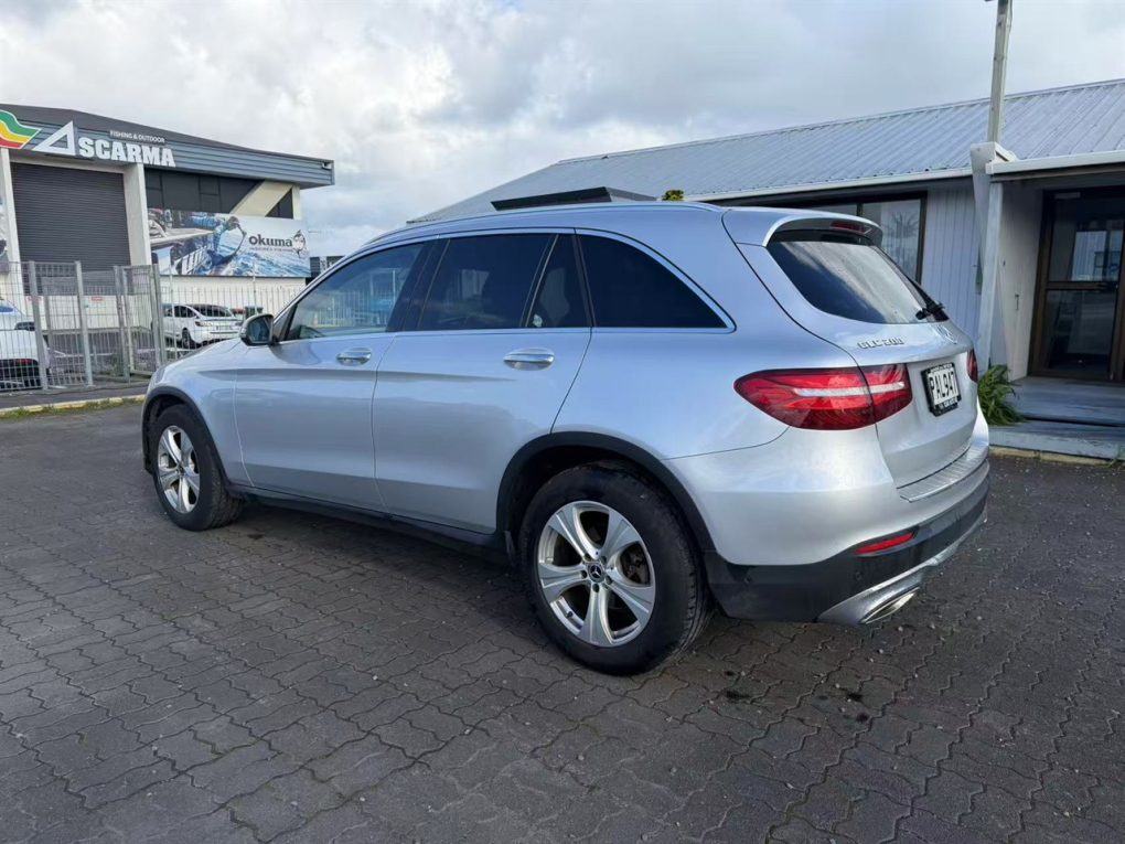 2017 Mercedes-Benz GLC 200