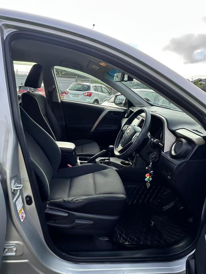 2013 TOYOTA RAV4