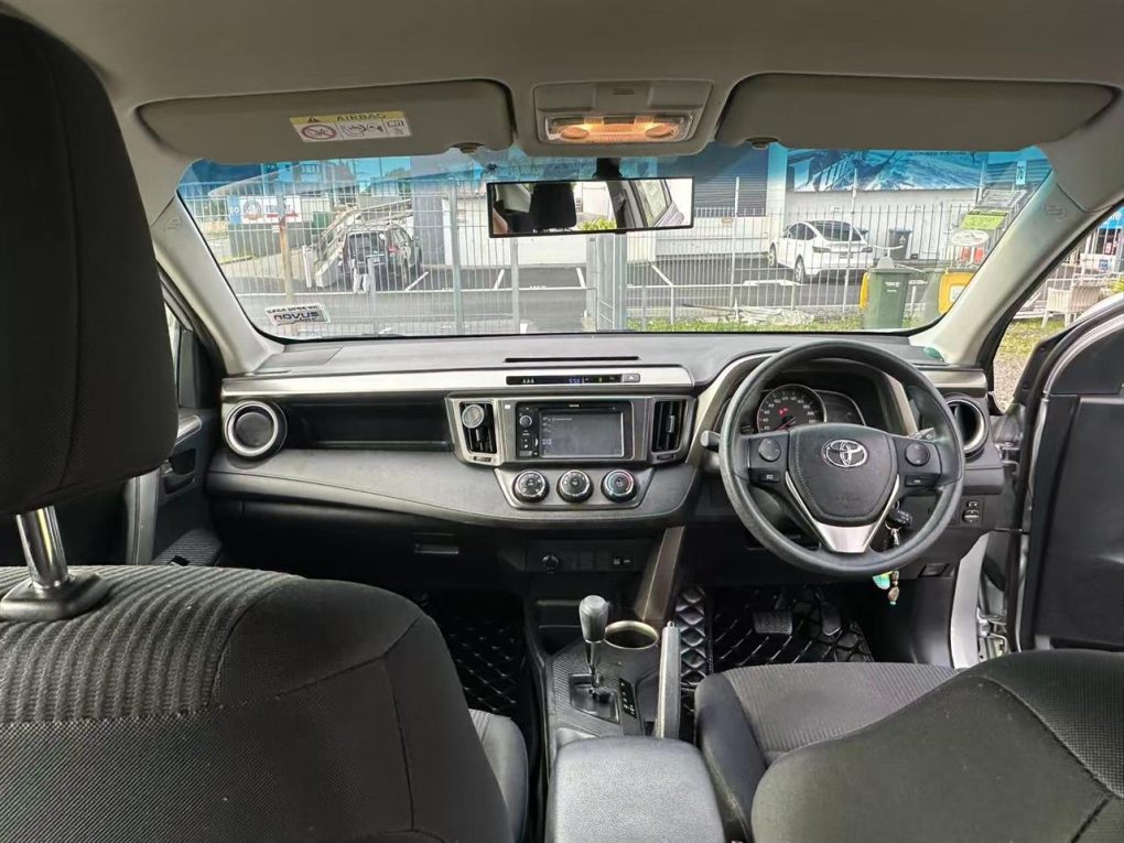 2013 TOYOTA RAV4