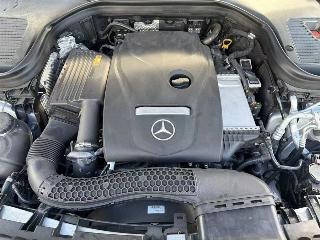 2017 Mercedes-Benz GLC 200