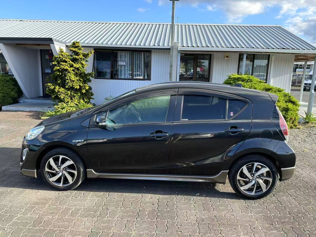 2015 Toyota Aqua