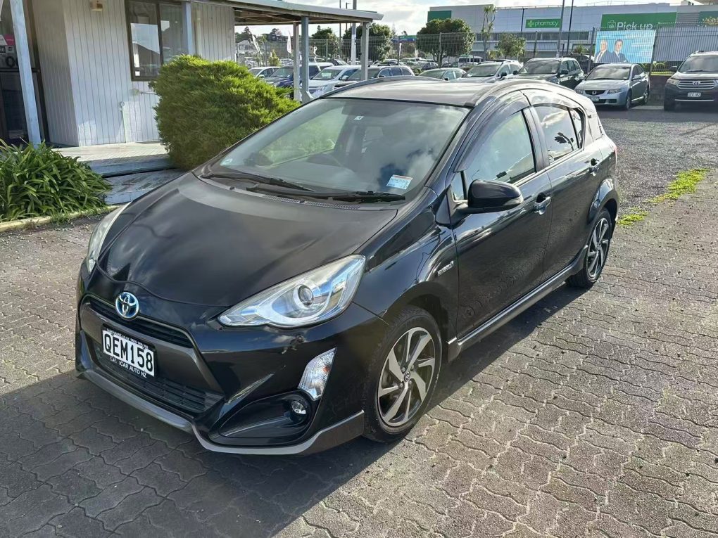 2015 Toyota Aqua