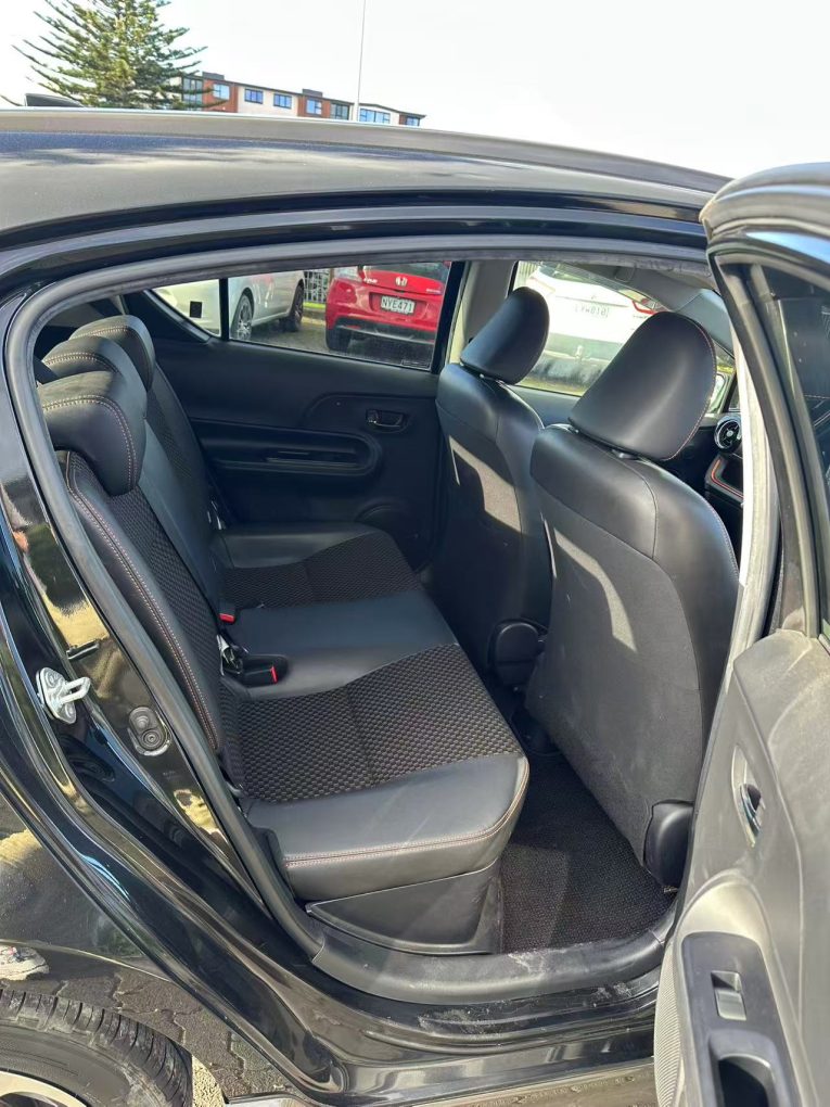 2015 Toyota Aqua