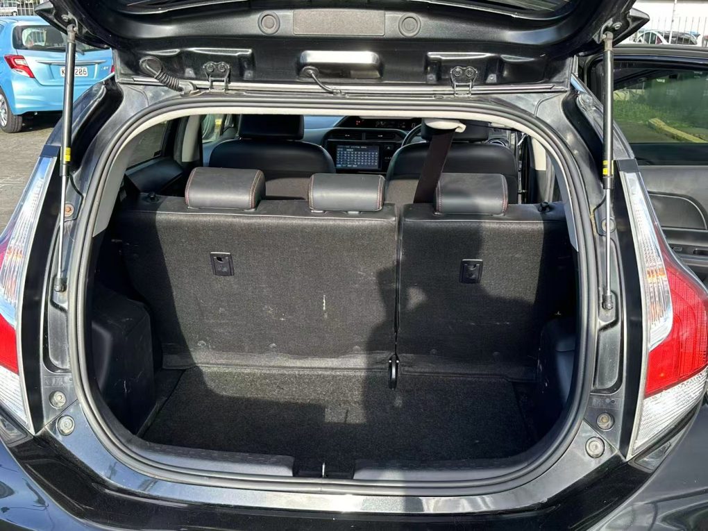 2015 Toyota Aqua