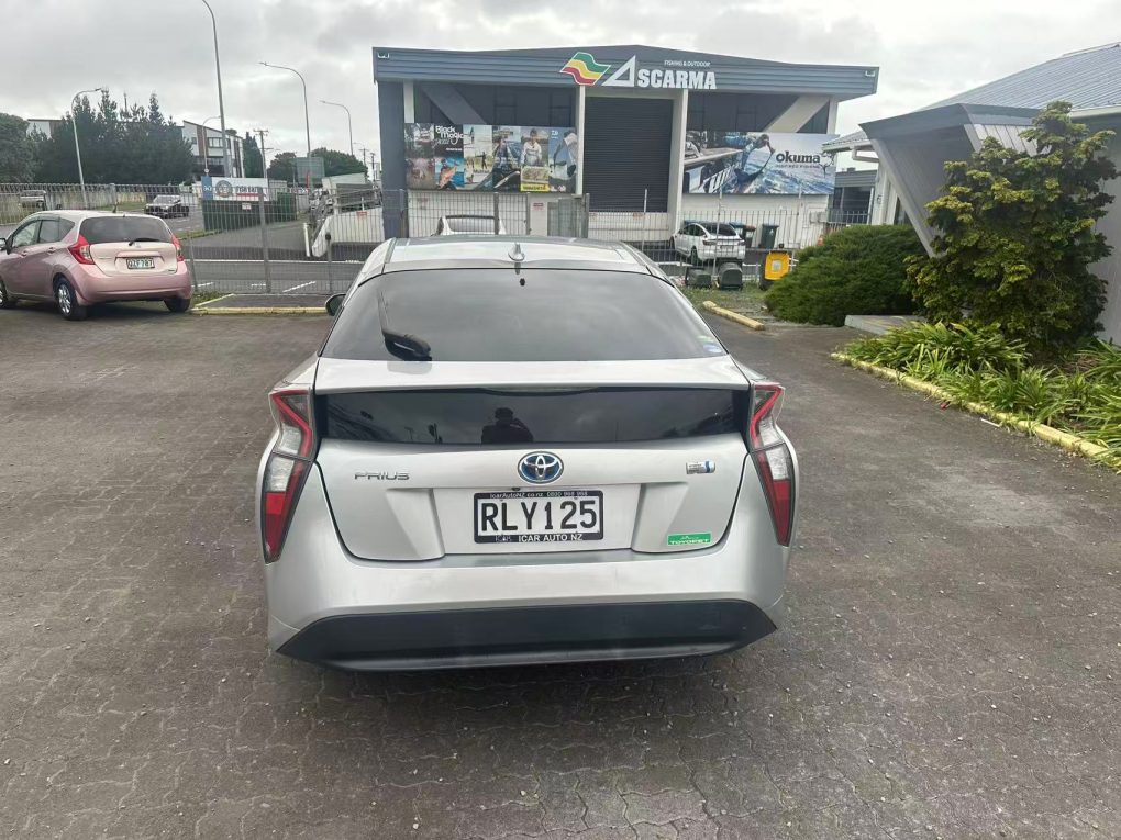 2016 Toyota Prius