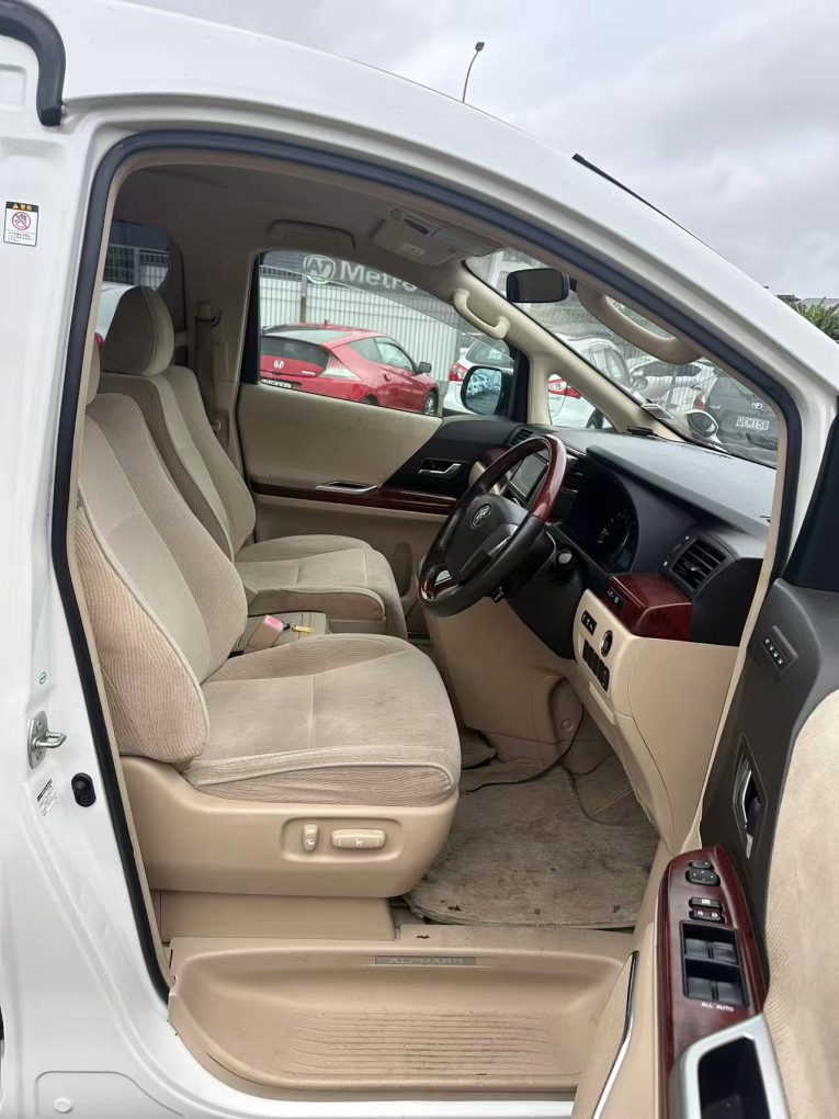 2009 Toyota ALPHARD