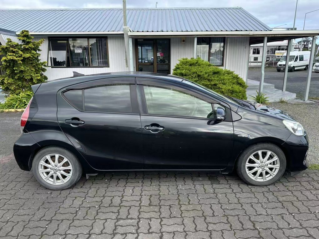 2014 Toyota Aqua