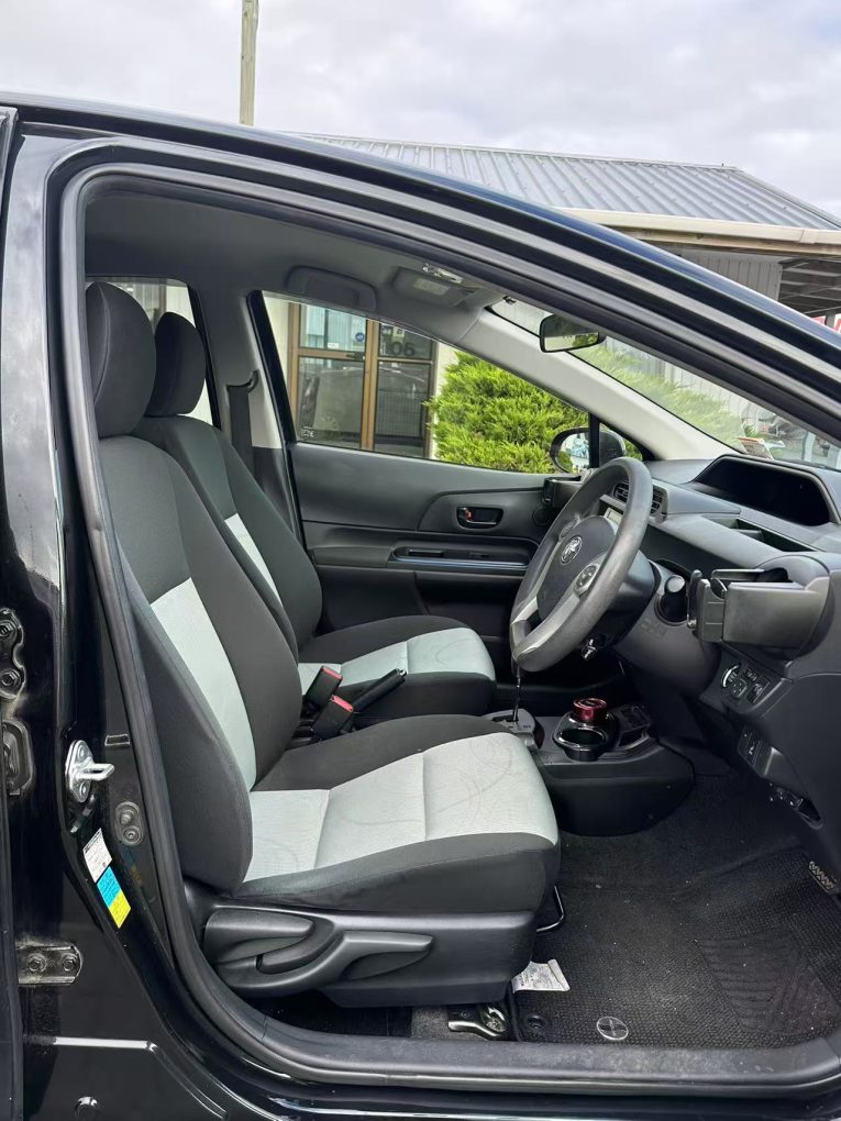 2014 Toyota Aqua