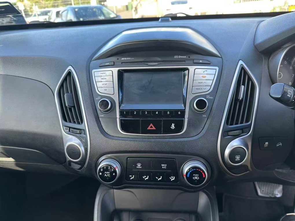 2013 HYUNDAI IX35 “AWD”