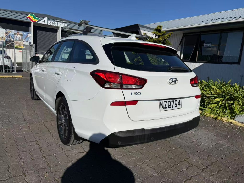 2022 HYUNDAI I30