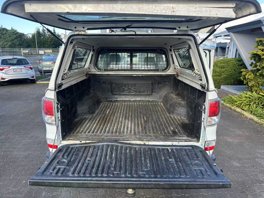 2014 MAZDA BT-50