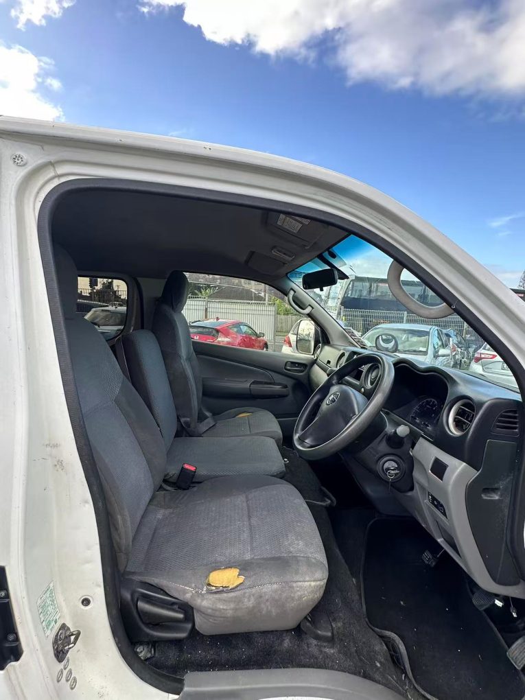 2013 NISSAN NV350