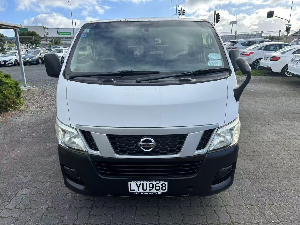 2013 NISSAN NV350