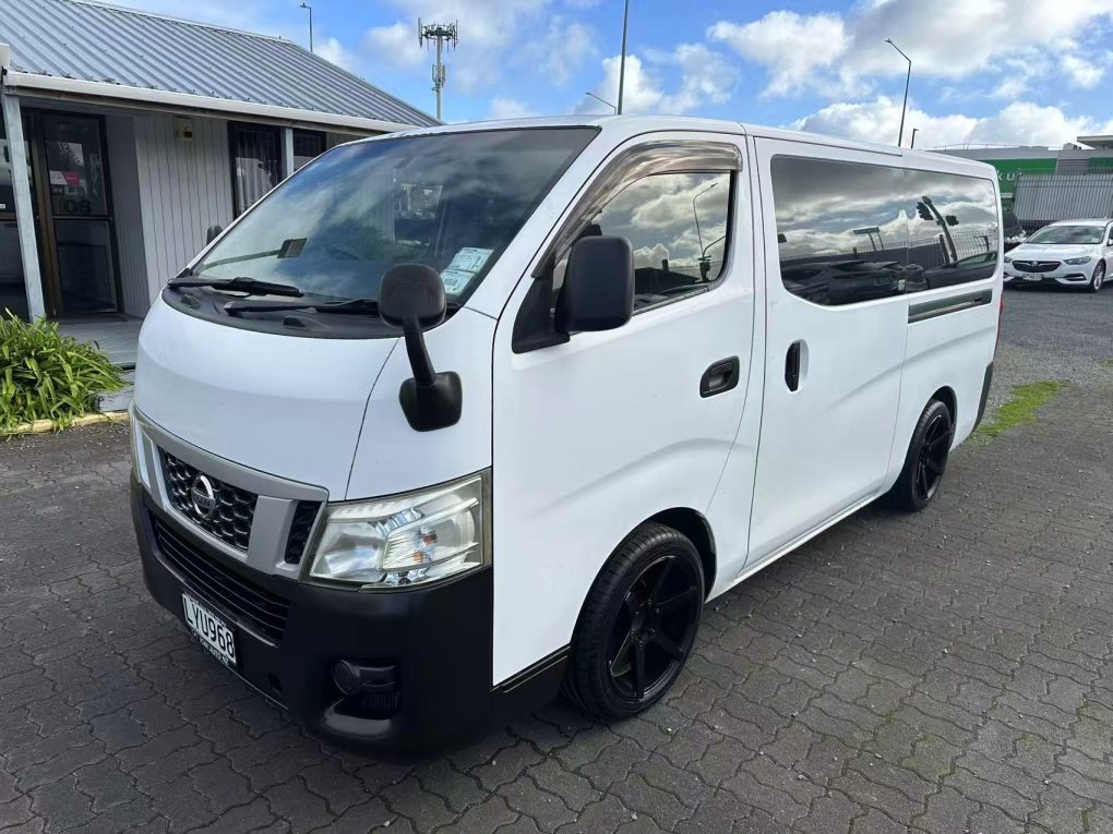 2013 NISSAN NV350