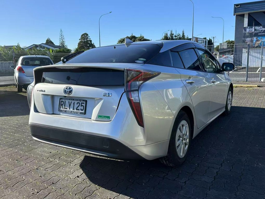 2016 Toyota Prius