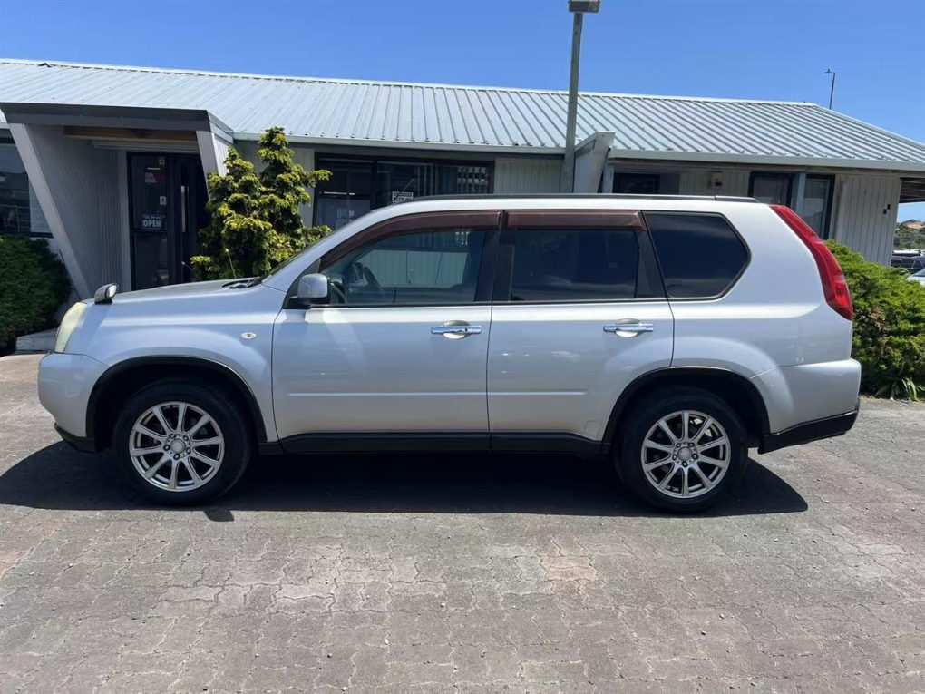 2009 NISSAN X-TRAIL