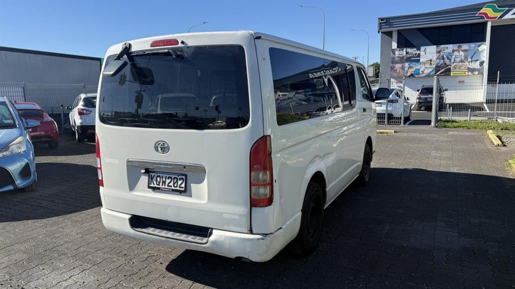 2009 TOYOTA HIACE “GOOD CONDITION”