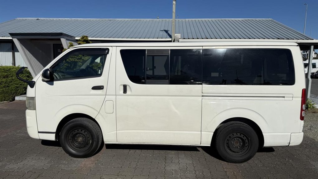 2009 TOYOTA HIACE “GOOD CONDITION”