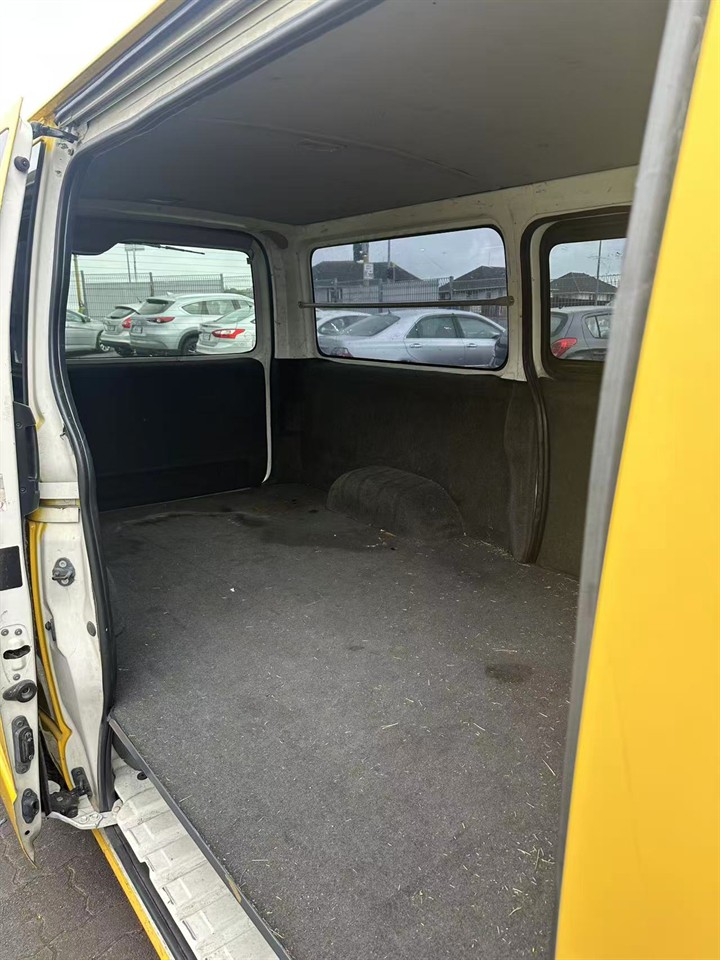 2014 TOYOTA HIACE “Great Conditions”