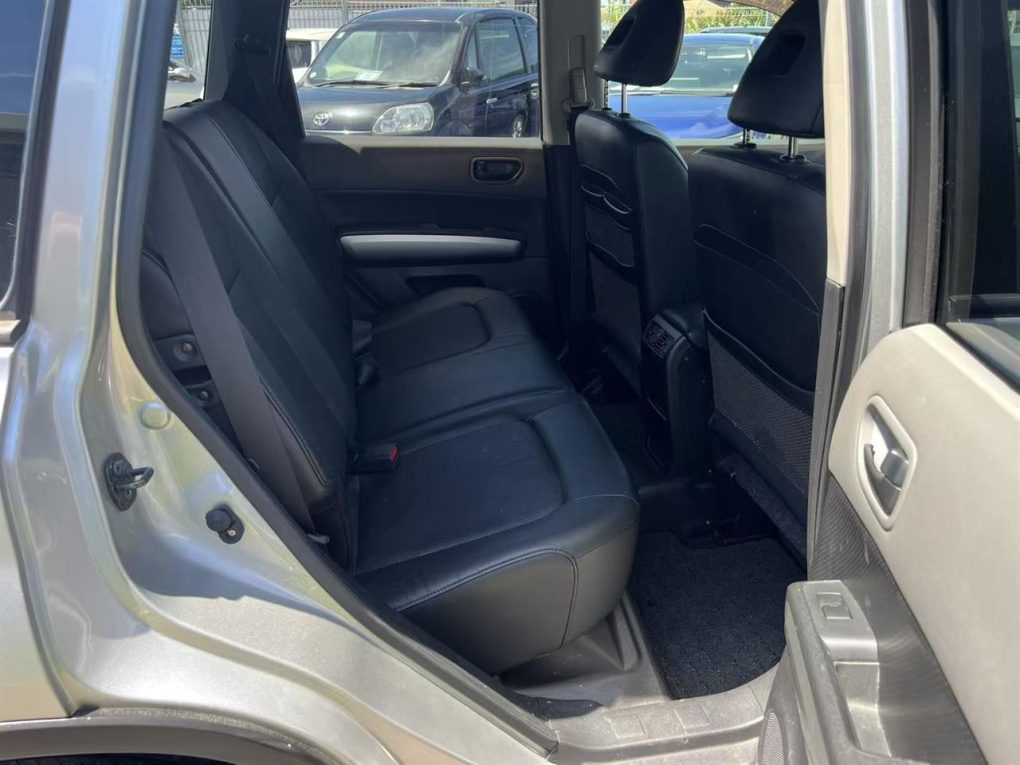 2009 NISSAN X-TRAIL