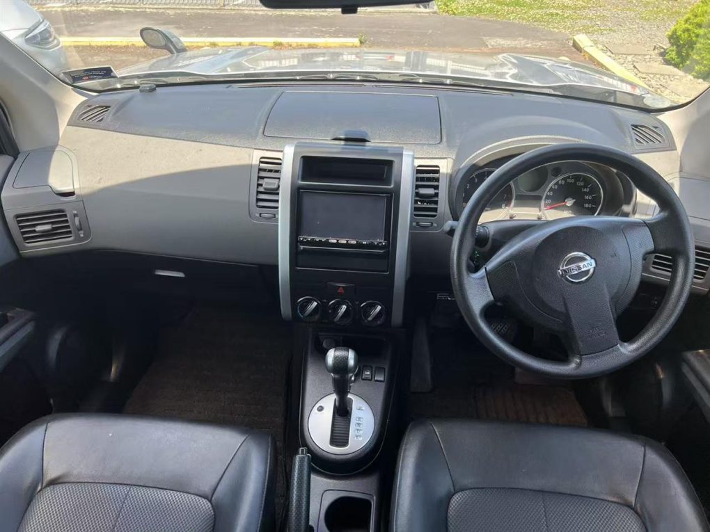 2009 NISSAN X-TRAIL