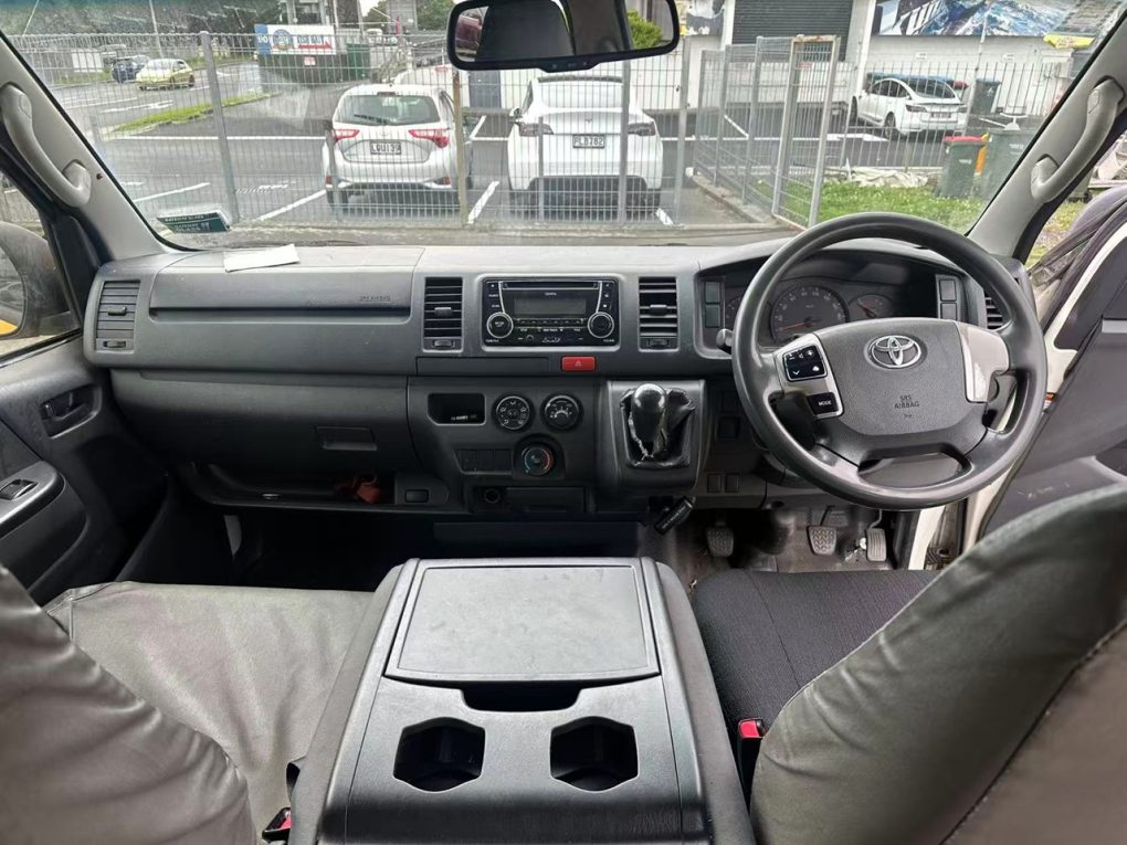 2014 TOYOTA HIACE “Great Conditions”