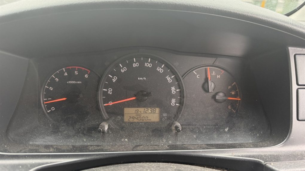 2014 TOYOTA HIACE “Great Conditions”