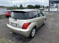 2003 TOYOTA IST