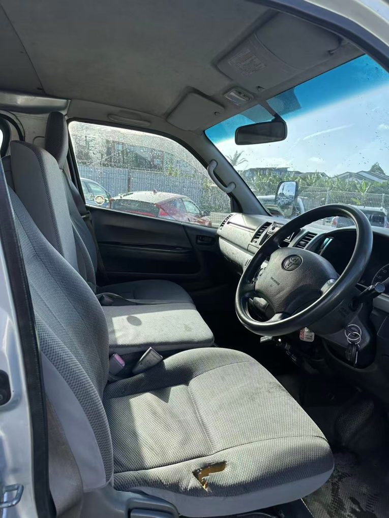 2007 TOYOTA HIACE “Perfect Condition”