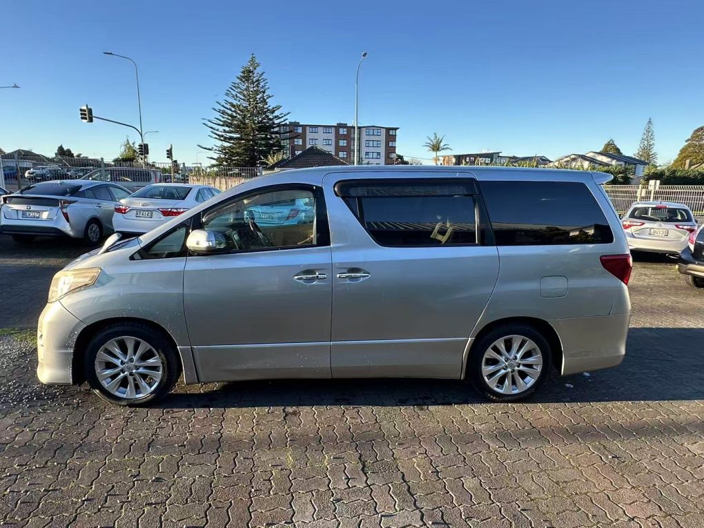 2010 TOYOTA ALPHARD “Perfect Condition”