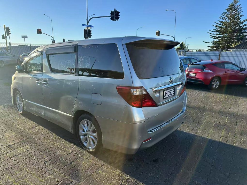 2010 TOYOTA ALPHARD “Perfect Condition”